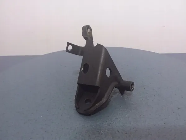 VW GOLF III 1.9D Supporto Motore 1H0199273A image 2