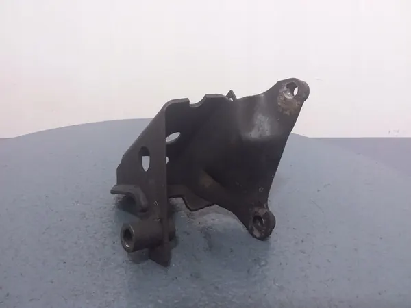 VW GOLF III 1.9D Supporto Motore 1H0199273A image 3