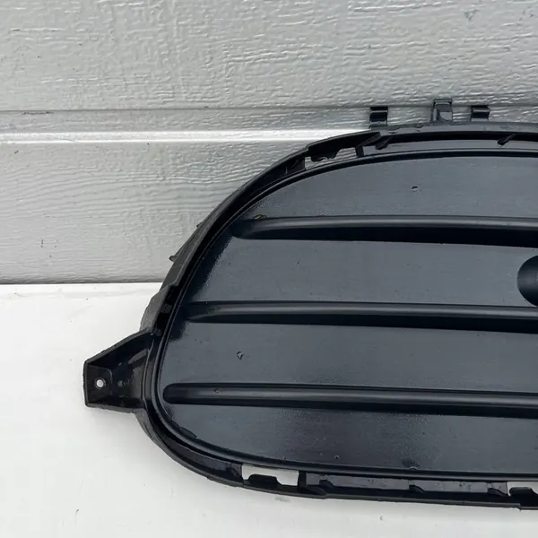 MERCEDES W156 REJILLA PARACHOQUES DELANTERA A1568856800 image 3