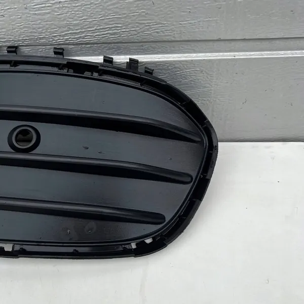 MERCEDES W156 REJILLA PARACHOQUES DELANTERA A1568856800 image 4