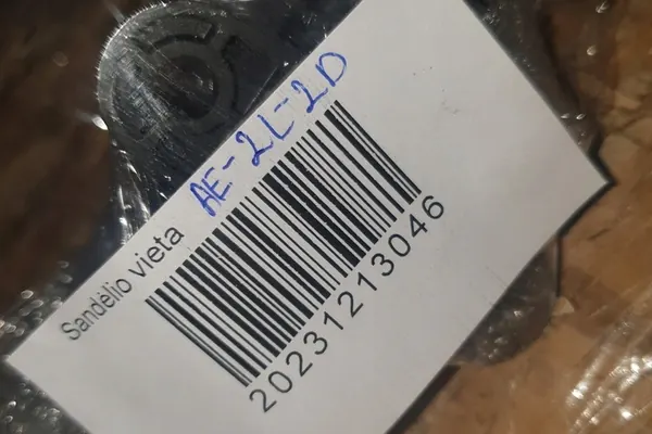 Válvula EGR FORD FOCUS TURNIER 1.8L diesel 1999 OEM 98AB9E882AA image 3