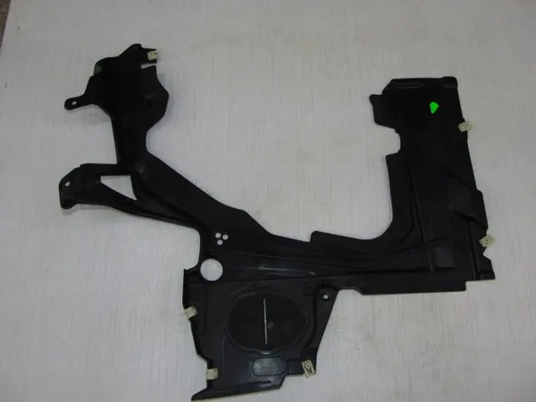 BMW 2 F44 Oikea Alustasuojus OEM 7436656 image 2