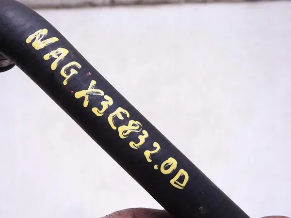 Verwarmingsslang BMW X3 E83 2.0D OEM 987654321 image 2