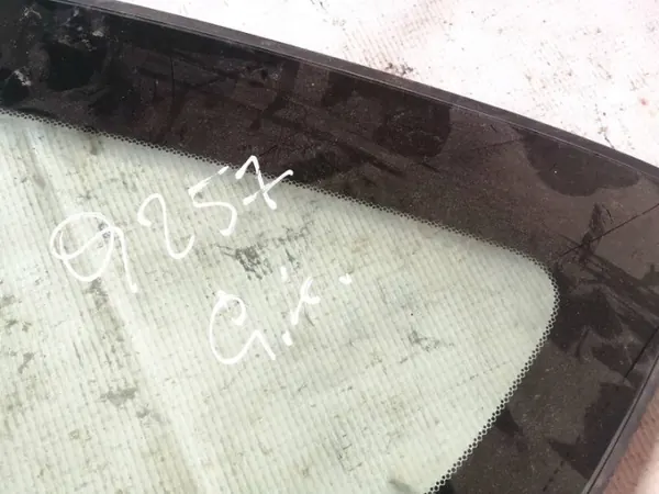 Ventana cuarto trasera izquierda OEM 2051494 Honda FR-V image 3