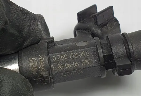 Volvo C70 II 2.5 T Injektor 30757534 0280158096 image 5