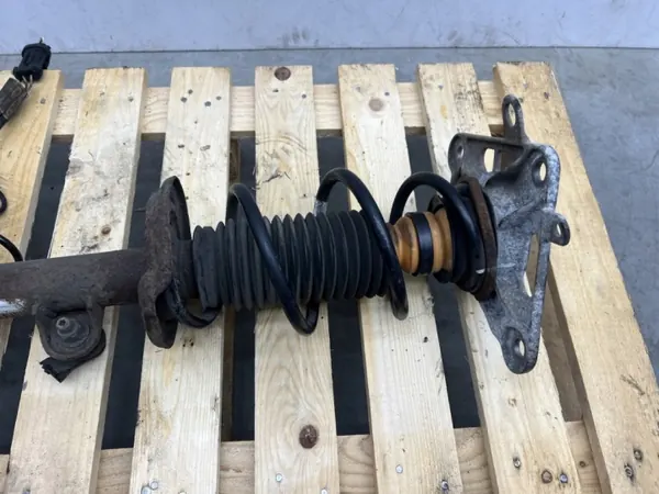 Fiat 500X Hinterachsfeder links Stoßdämpfer OEM 00520258450 image 8