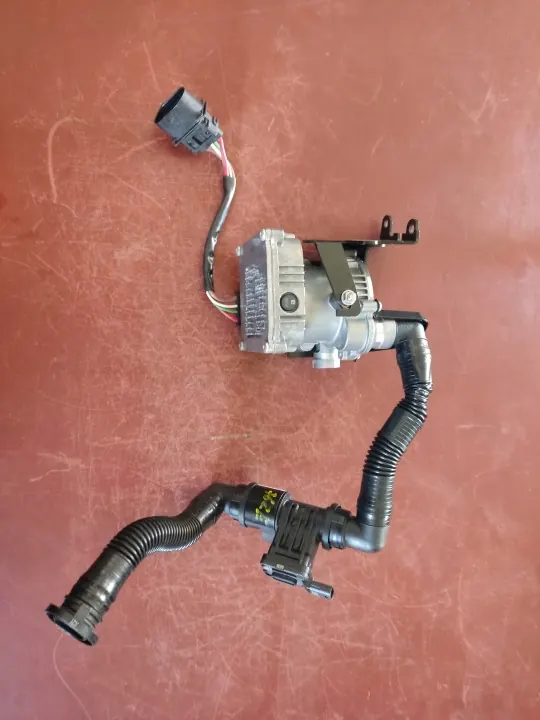 Sekundärluftpump OEM 06M959231 - Begagnad Audi OE image 2