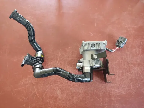 Sekundärluftpump OEM 06M959231 - Begagnad Audi OE image 5
