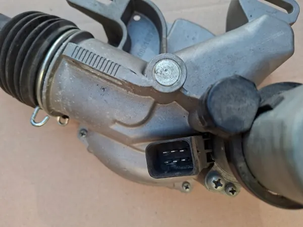 Kytkimen sylinteri OEM SIŁOWNIK SPRZEGŁA SAMRT FORTWO image 4