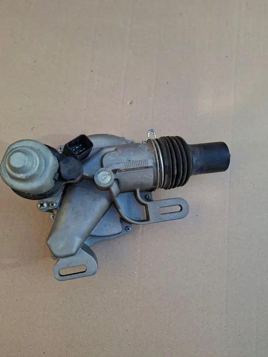 Kytkimen sylinteri OEM SIŁOWNIK SPRZEGŁA SAMRT FORTWO image 8