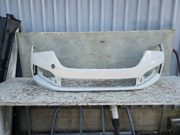 Skoda Scala etupuskuri OEM 657807221 Q12 image 2