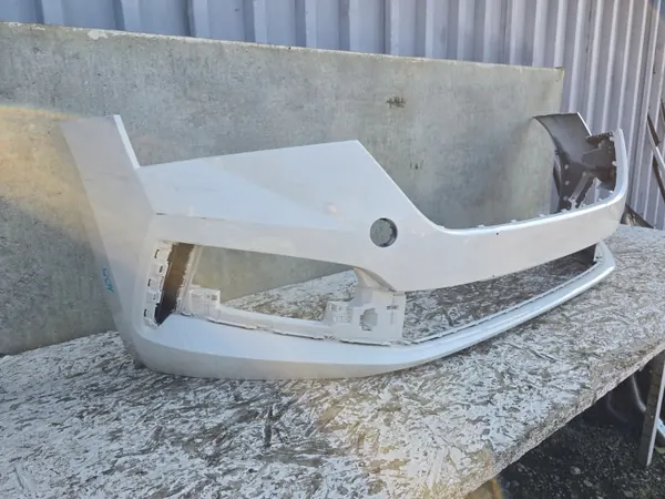 Skoda Scala etupuskuri OEM 657807221 Q12 image 4