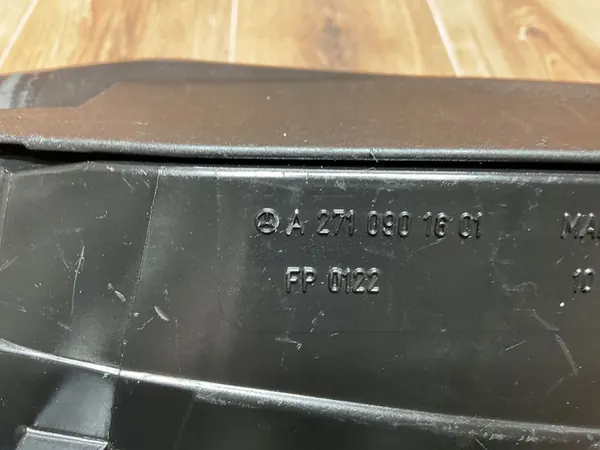 Ilmansuodattimen kotelo MERCEDES-BENZ C (W204) A2710940304 image 2