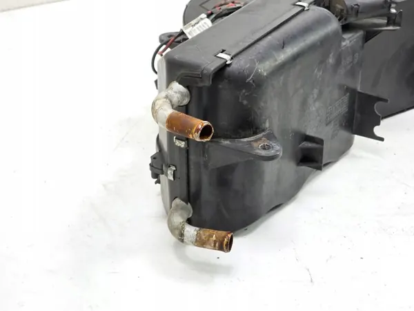 OEM A6398300161KZ 2K Caja Calefactor Trasera image 7