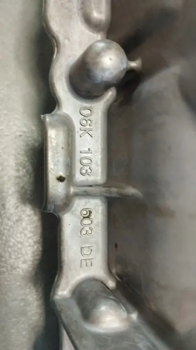 Cárter de aceite OEM 06K103603DE para Audi S3 2.0TSI image 5