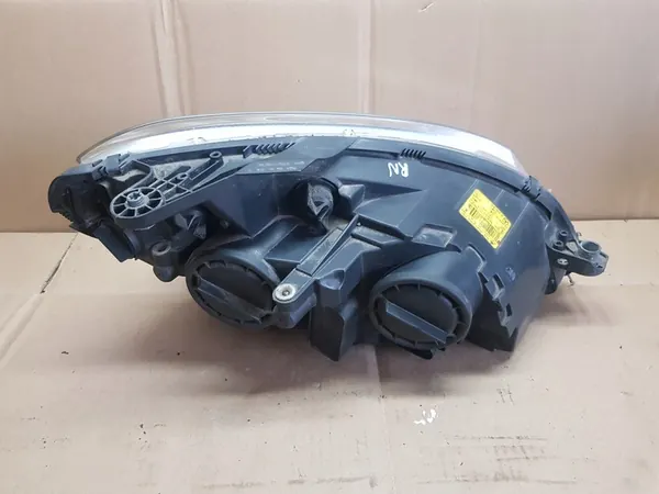 MERCEDES W204 Voor Links Koplamp Europa image 2