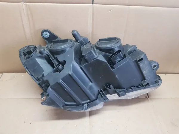 MERCEDES W204 Voor Links Koplamp Europa image 3