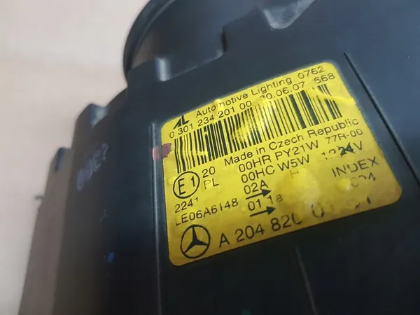 MERCEDES W204 Voor Links Koplamp Europa image 5