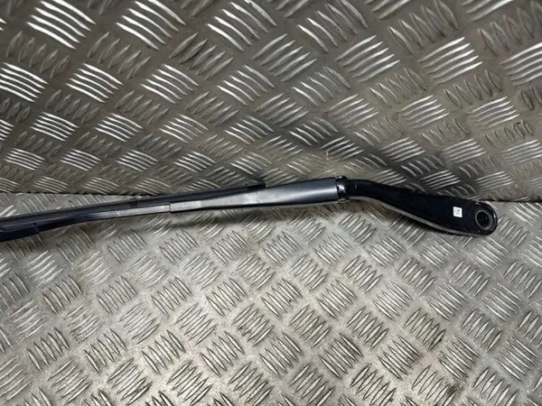 BMW X7 G07 Frontscheibenwischerarm OEM 9479245 - Rechte Seite image 3