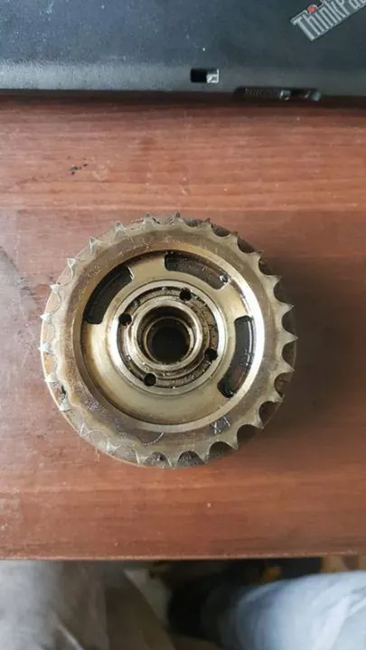 Polia do comando de válvulas Audi A6 3.2 06E109084E image 2