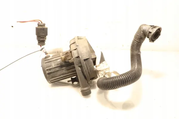 Seat Alhambra 1.8 toissijainen ilmapumppu OEM 06A959253B image 2