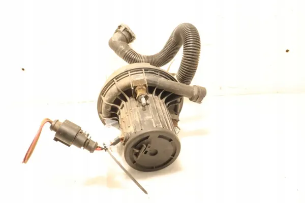 Seat Alhambra 1.8 toissijainen ilmapumppu OEM 06A959253B image 6