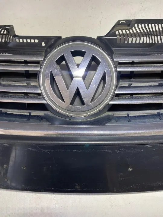 Rejilla Volkswagen OE 1K5953653 para Golf 5 usado image 3