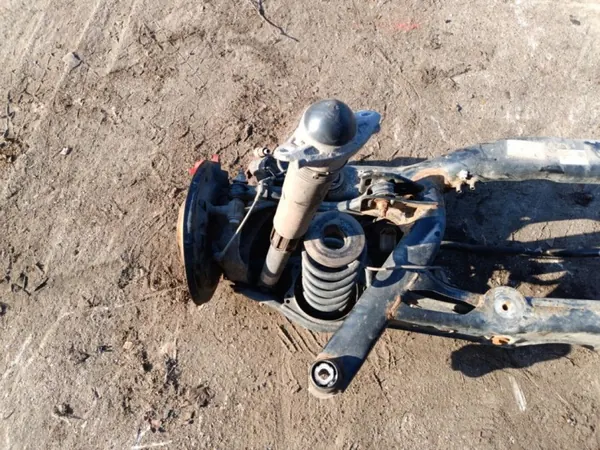 OEM Wrakowisko-27812- Hinterachsschwinge image 3