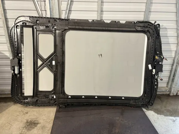 Techo Panorámico Audi A4 B9 OEM BBT01138 Completo image 5