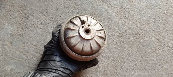 Supporto motore W124 E-Class 2.2B image 2