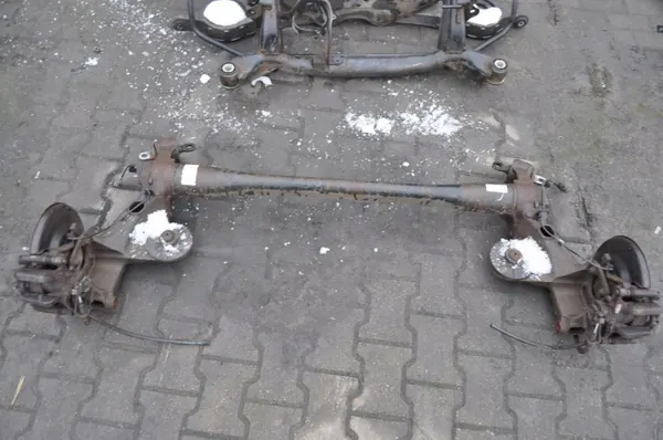 Essieu arrière OEM 95325748 pour Opel Mokka X 2012-2019 image 2