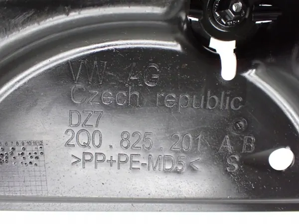 OEM 2Q0825201AB Escudo Inferior Esquerdo para Skoda Fabia IV image 3