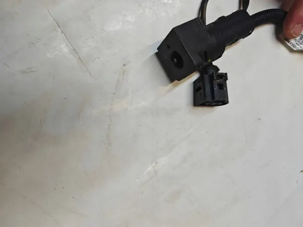 Audi AdBlue-letku OEM 4K0131962AF A6 A7 4K:lle image 3