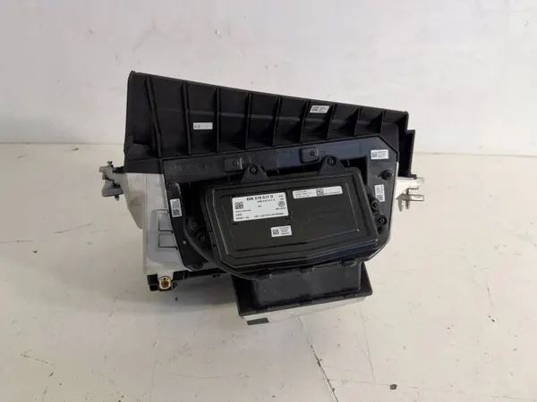 Pantalla Head-Up OEM 89B919617D para Audi Q4 e-tron image 9