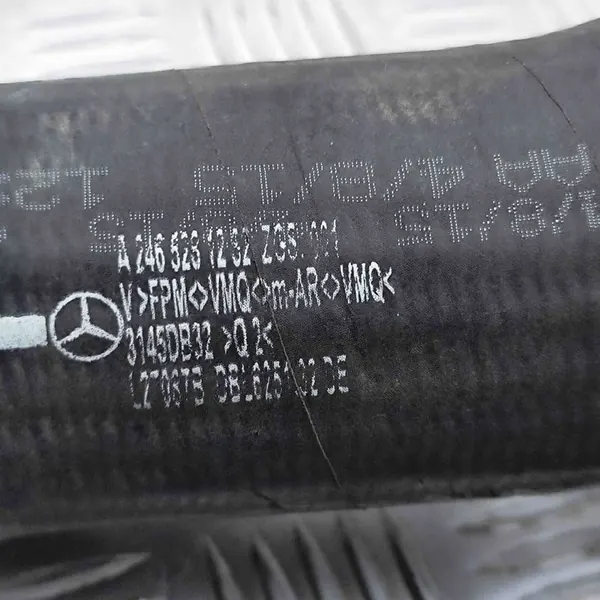 Mercedes W176 Intercooler Luchtpijp A2465281282 image 8