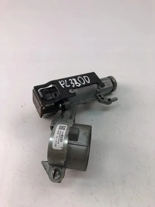 Pieza estacionaria Opel Corsa E OEM 13446128 image 2