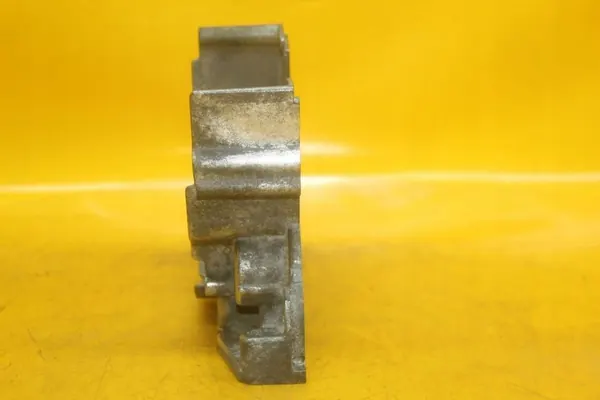 VEDANTE VW GOLF V 1.9 1.6 2.0 TDI OEM 038103153D image 2