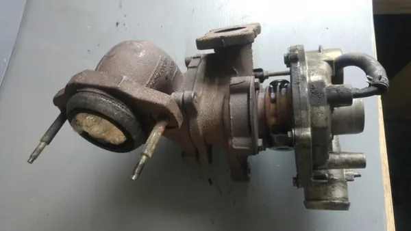 Turbina Citroen Berlingo I Xantia Xsara Peugeot Partner I 2.0 HDI image 3