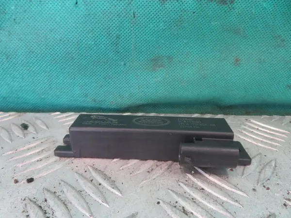 Keyless Antenna OEM 5C8111F00 for Land Rover Range Rover Velar image 2