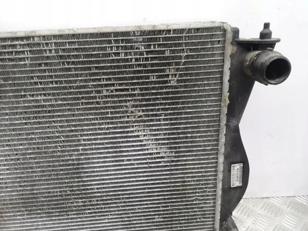 Vesijäähdytin OEM 4F0121251Q Audi A6 C6 2.0 TDI:lle image 4