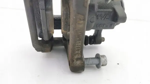 Taka vasen jarrupuristin OEM AD777014 Peugeot image 8