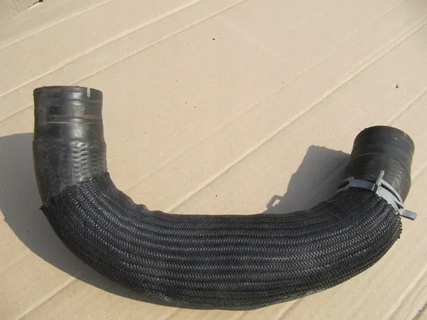 CHRYSLER PACIFICA 17- 3.6 Vesiletkua Radiaattori OEM image 8