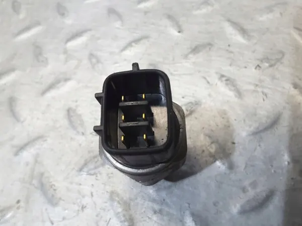Sensor pressão combustível Toyota AGR6657 Avensis T250 image 4