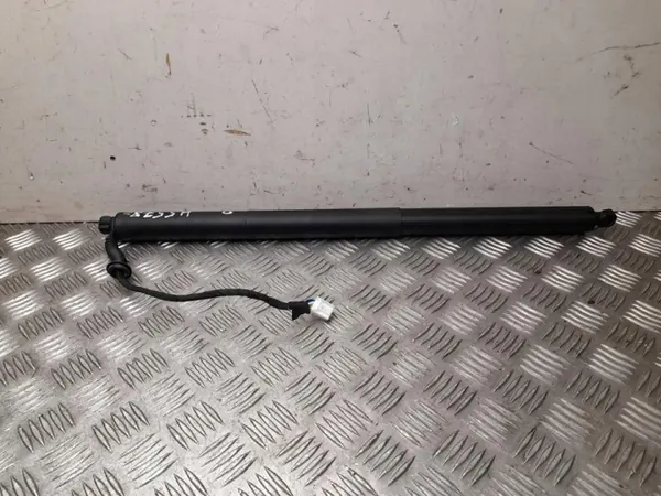 Tesla Kaasujousi OEM 1932026-99-D Käytetty image 2