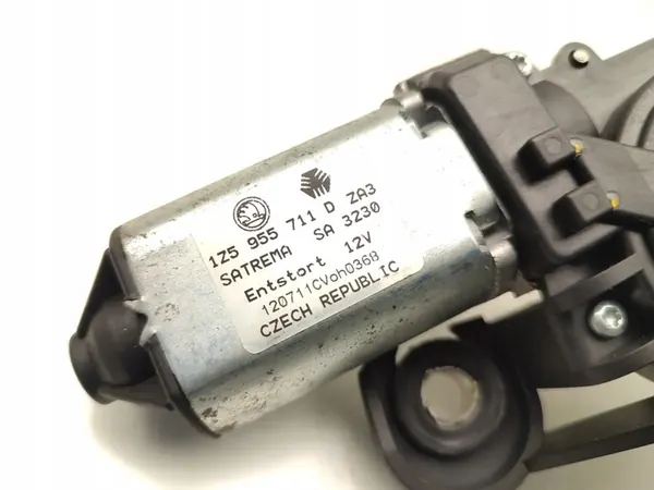 Skoda Octavia Heckwischermotor 2012 Kombi (09-13) OEM image 6