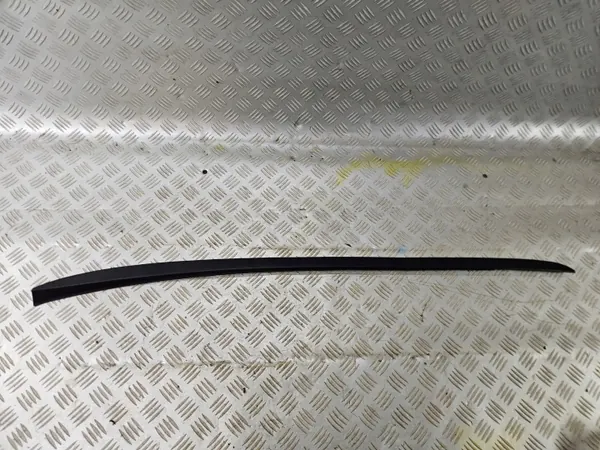 OEM LISTWA SZYBY CZOLOWEJ PRZEDNIEJ PRAWA PRZEDNIA FORD FOCUS MK3 image 2
