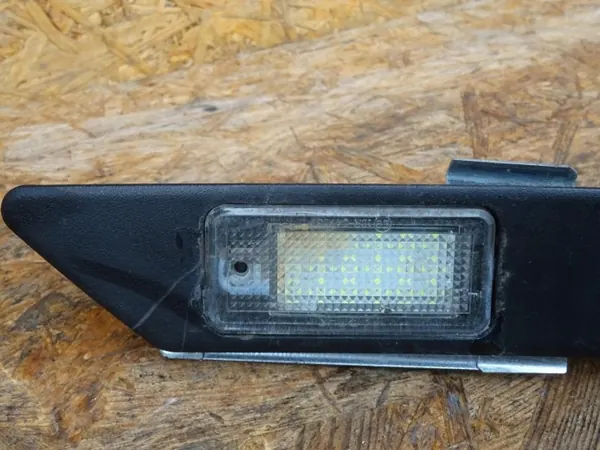 OEM 8P4827574 Audi A3 8P Dashboard Paneel image 3