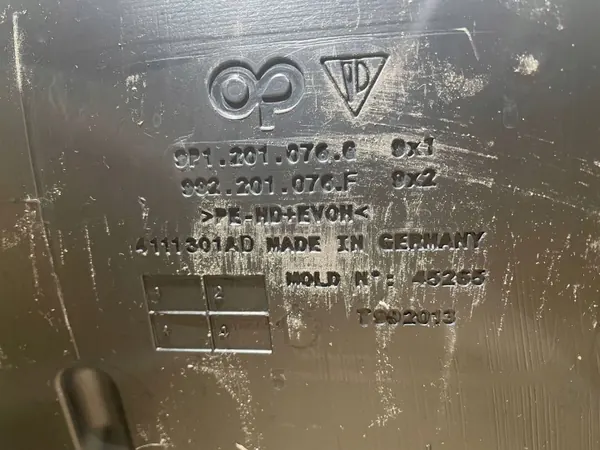 Brandstoftank Porsche 911 992 GT3 OEM 992201076 image 6