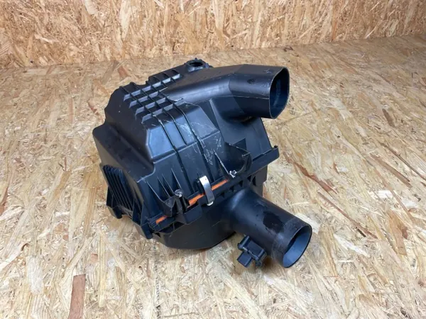 Luftfiltergehäuse OEM 165009078R Renault Trafic III image 8