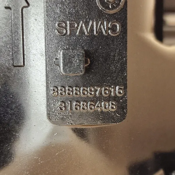 Conjunto de ventilador de refrigeración Volvo XC40 Automático image 8